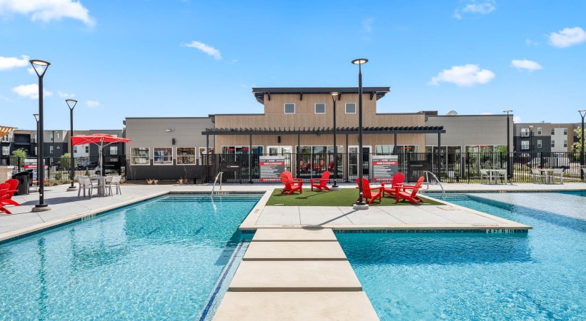 FLATZ 487 Swimming Pool
