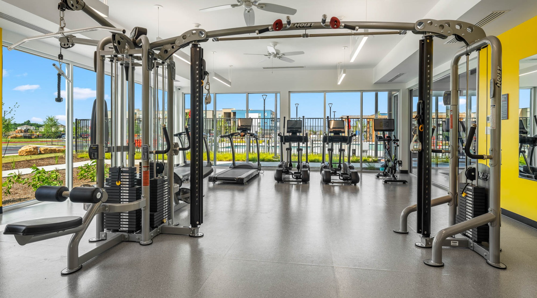 FLATZ 487 Fitness Center FLATZ 487 Fitness Center